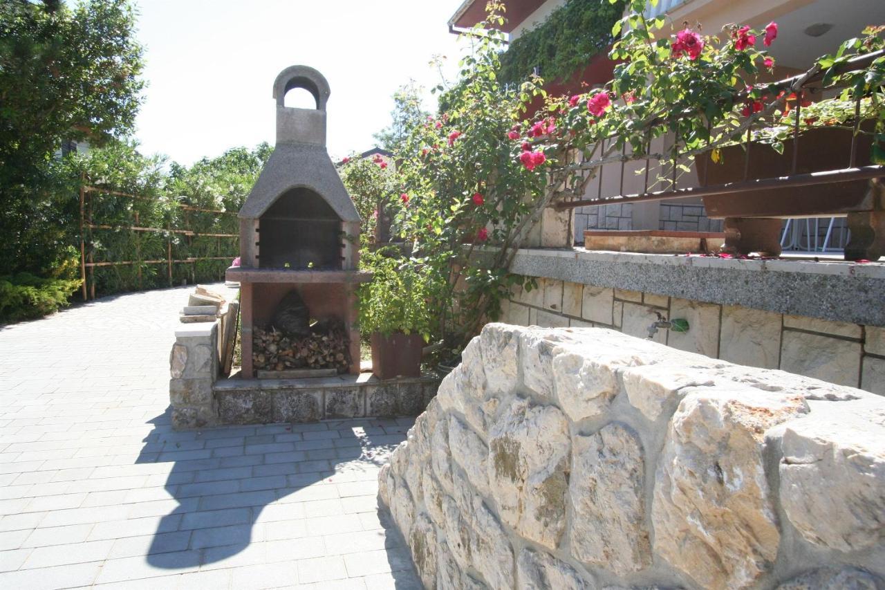 Apartments Grskovic G. Jesenovica ชิโล ภายนอก รูปภาพ