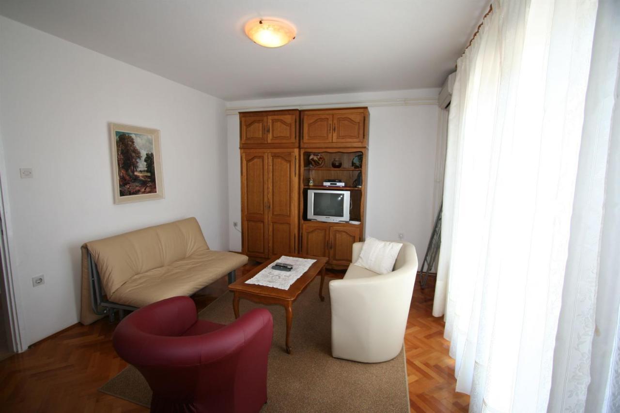 Apartments Grskovic G. Jesenovica ชิโล ภายนอก รูปภาพ