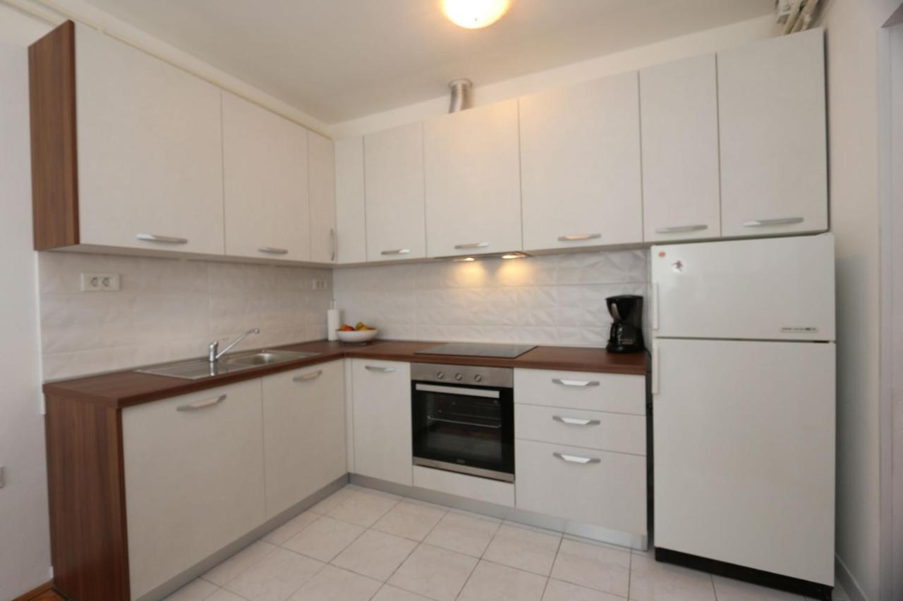 Apartments Grskovic G. Jesenovica ชิโล ภายนอก รูปภาพ